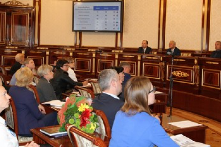 Биржа труда Ленинградской области подводит итоги работы за пять месяцев