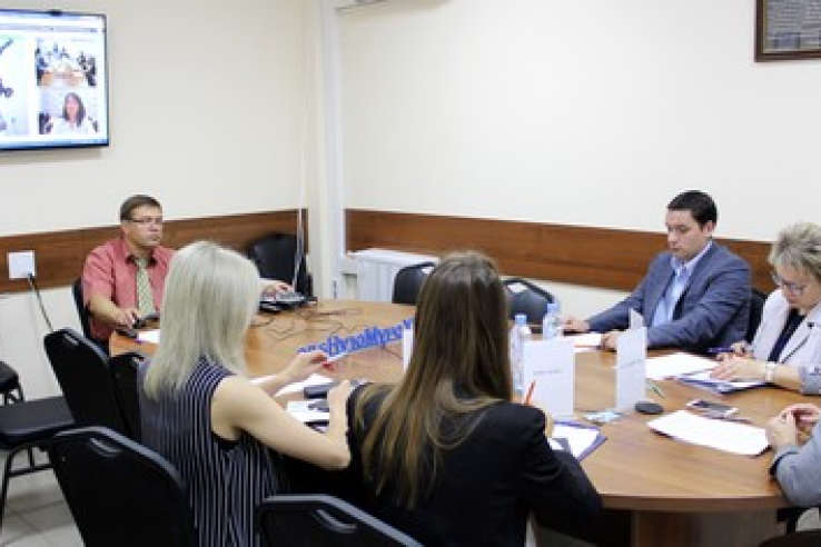 Ленобласть и Красноярск обсудили организацию профориентационного волонтерского движения