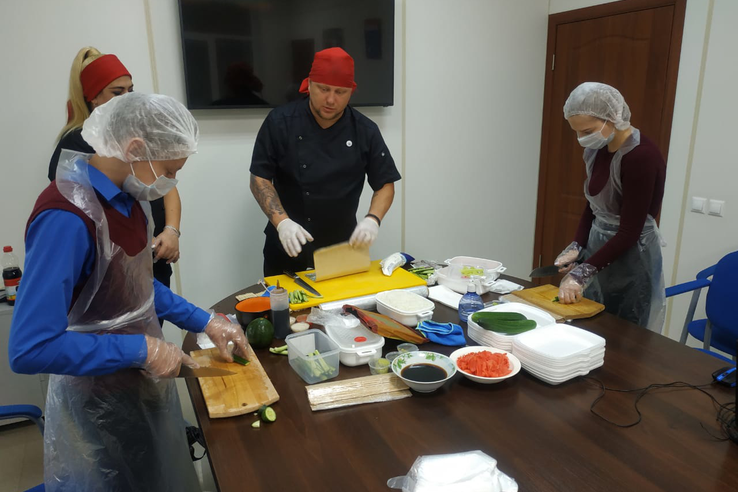 Служба занятости помогает развиваться японской кухне в Волосово