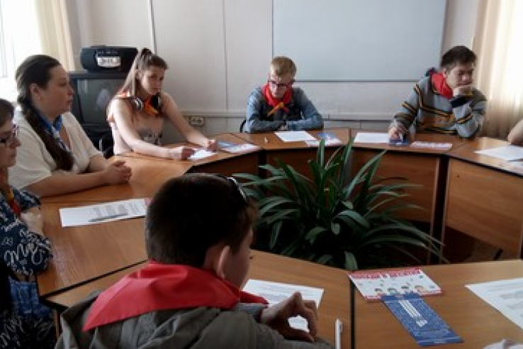Встреча трудовой бригады с сотрудниками Тихвинского филиала центра занятости населения Ленинградской области