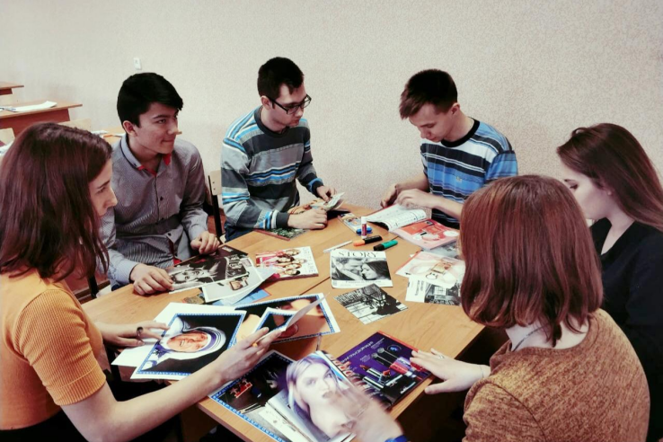 Проект «Профориентационное волонтерство» продолжает реализацию в Сланцах